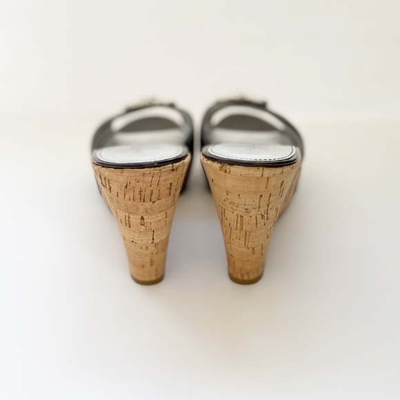 Marc Fisher Brown Cork Platform Wedge Sandals Sz 8 - Picture 6 of 9